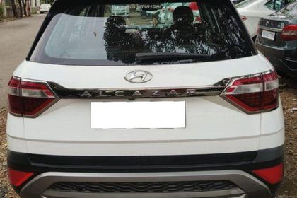 2021 Hyundai Alcazar 1.5 Signature (O) 7-Seater Diesel AT