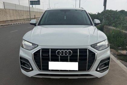 2026 Audi Q5 प्रीमियम प्लस