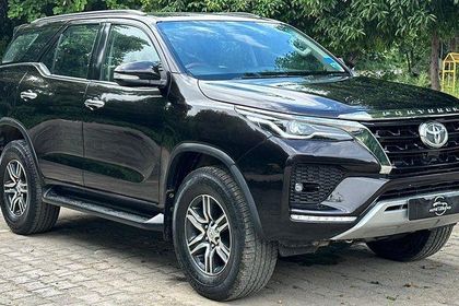 2017 Toyota Fortuner 2.7 2WD AT BSIV