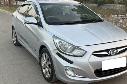 2013 Hyundai Verna 1.6 SX VTVT