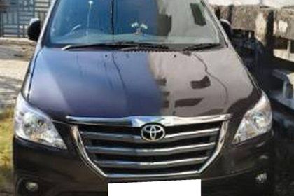 2012 Toyota Innova 2.5 जी (Diesel) 7 Seater