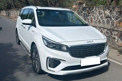 2022 Kia Carnival Limousine