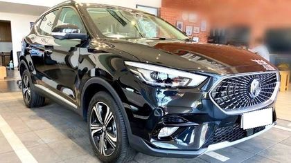 2022 MG Astor Savvy CVT Red BSVI