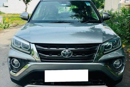 2022 Toyota Urban cruiser Premium AT