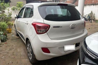 2016 Hyundai Grand i10 Sportz
