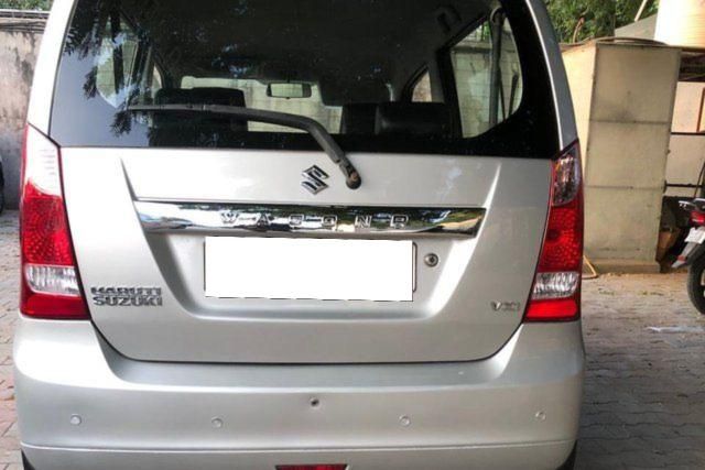 Second-hand 2016 Maruti Suzuki Wagon R VXI BS IV for sale in Ahmedabad
