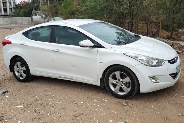 Second-hand 2012 Hyundai Elantra CRDi SX for sale in Ahmedabad