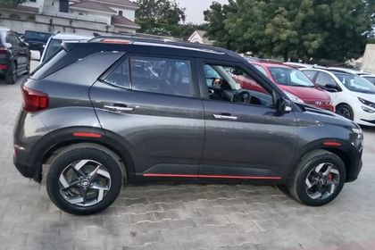 2020 Hyundai Venue SX Plus Turbo DCT DT