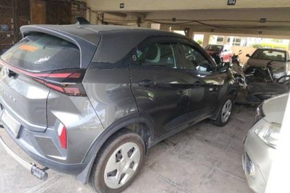 2024 Tata Nexon स्मार्ट प्लस
