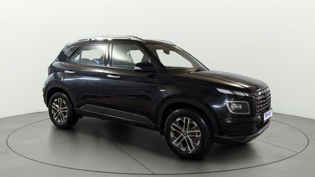 Second-hand 2024 Hyundai Venue SX Opt Turbo DCT for sale in New Delhi