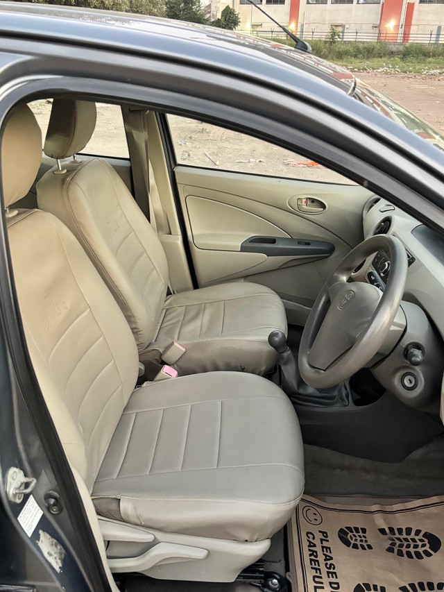 Second-hand 2014 Toyota Etios Liva Petrol TRD Sportivo for sale in New Delhi-12