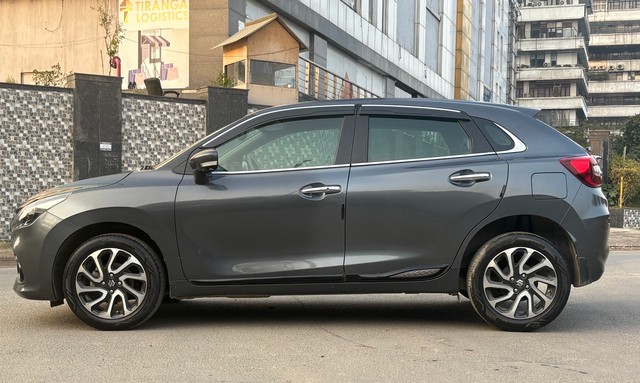 Second-hand 2023 Maruti Baleno Alpha AMT for sale in New Delhi-6