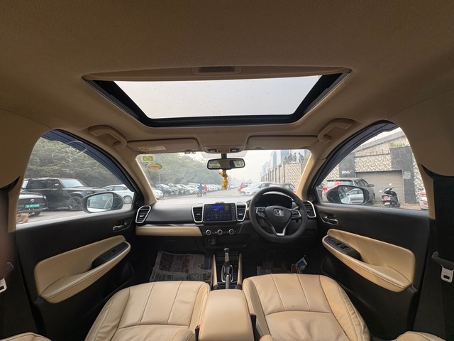 Second-hand 2022 Honda City ZX CVT for sale in New Delhi-20