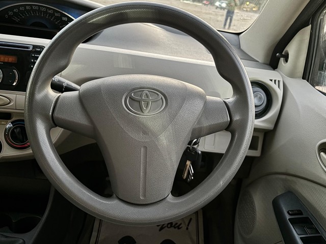 Second-hand 2014 Toyota Etios Liva Petrol TRD Sportivo for sale in New Delhi-15