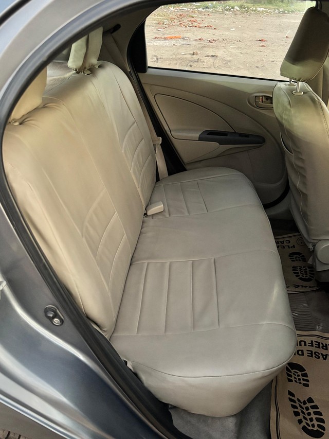 Second-hand 2014 Toyota Etios Liva Petrol TRD Sportivo for sale in New Delhi-13