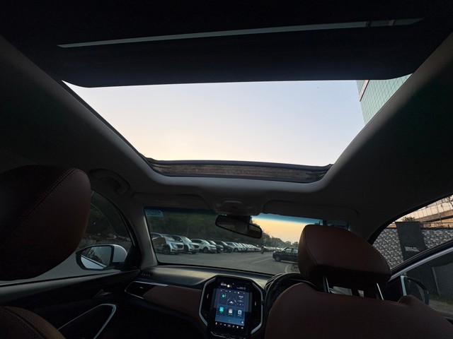 MG Hector Plus Sharp CVT Second-hand 2022 MG Hector Plus Sharp CVT for sale in New Delhi-17