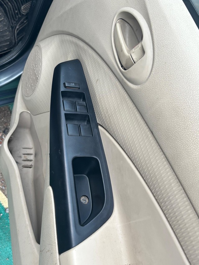 Second-hand 2016 Toyota Etios Liva G for sale in New Delhi-18