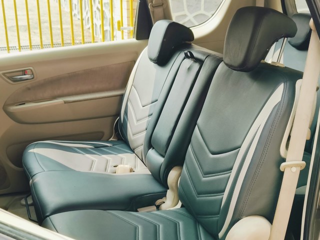 Second-hand 2015 Maruti Suzuki Ertiga VDI for sale in Mumbai-11