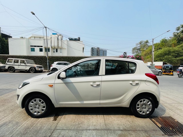 Hyundai i20 1.4 CRDi Magna Second-hand 2012 Hyundai i20 1.4 CRDi Magna for sale in Mumbai-5