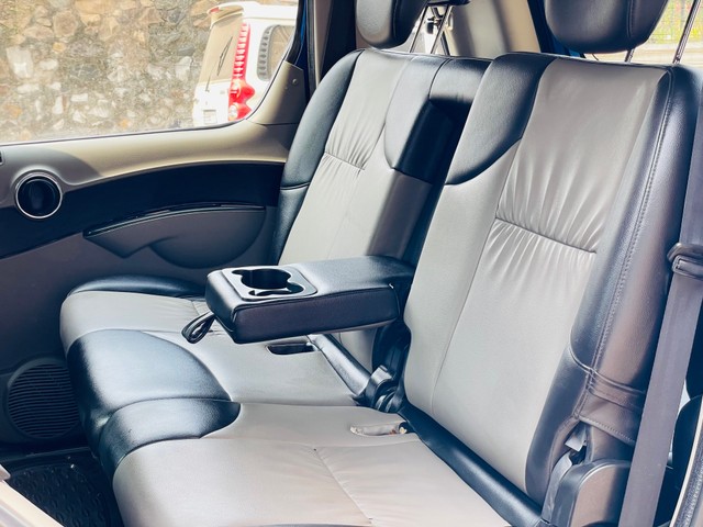 Second-hand 2016 Mahindra NuvoSport N8 for sale in Mumbai-9