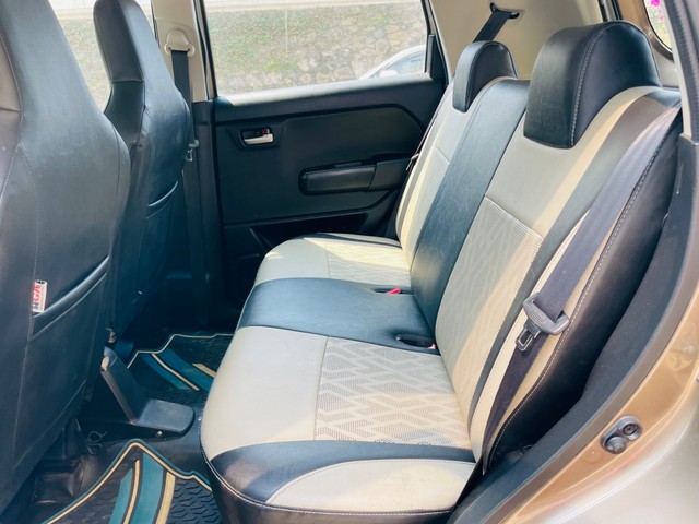 Second-hand 2019 Maruti Suzuki Wagon R ZXI AMT 1.2 for sale in Mumbai-11