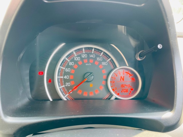 Second-hand 2019 Maruti Suzuki Wagon R ZXI AMT 1.2 for sale in Mumbai-13