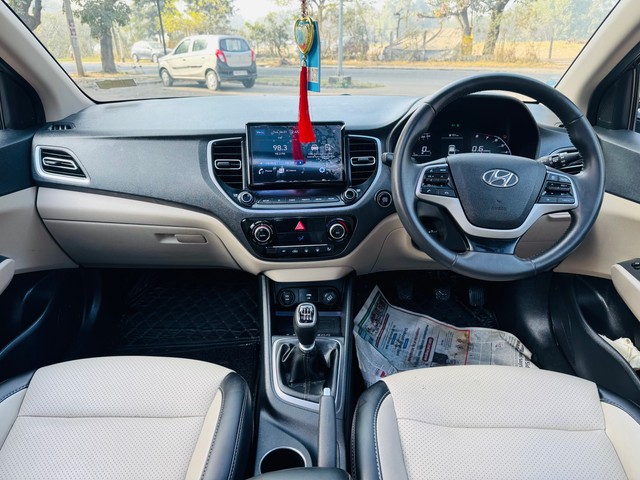 Second-hand 2022 Hyundai Verna SX for sale in Chandigarh-7