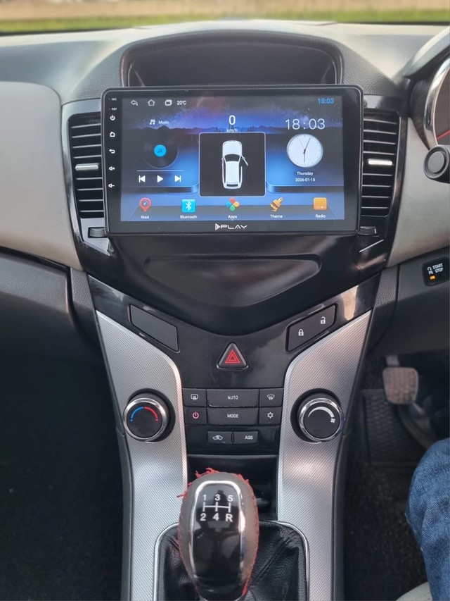 Second-hand 2010 Chevrolet Cruze LTZ for sale in Surat-11