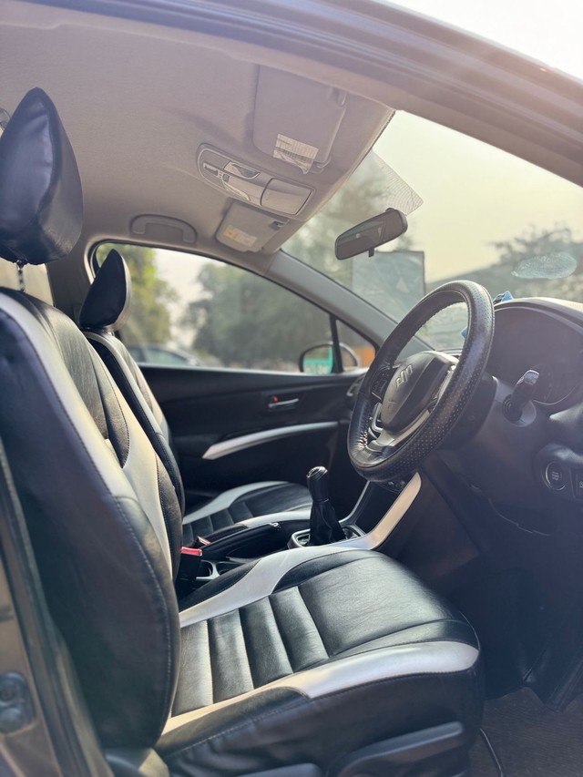 Second-hand 2018 Maruti S Cross Zeta DDiS 200 SH for sale in Surat-7