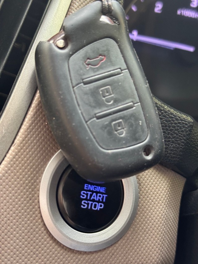 Second-hand 2015 Hyundai Creta 1.6 CRDi SX Plus for sale in Surat-11