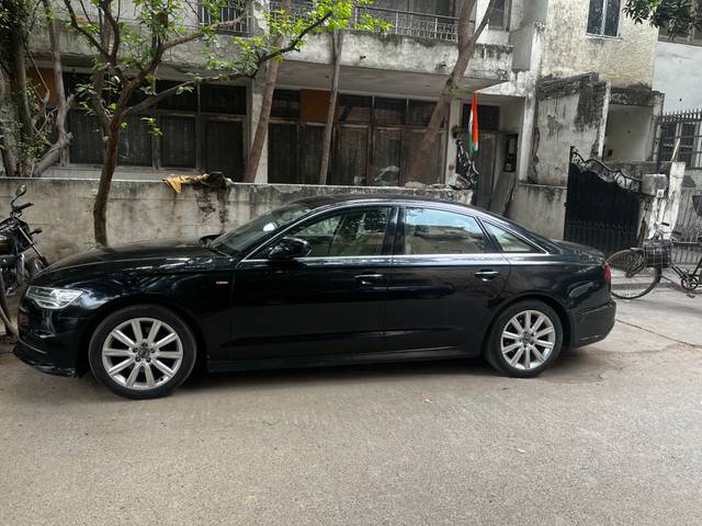 https://images10.gaadi.com/usedcar_image/60AAA2EA-5C11-453F-8B8A-25A160B44D73/original/08780164-feed-4be2-9bca-260b49c109d4.jpg?imwidth=6402