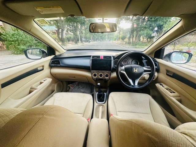 Second-hand 2010 Honda City 1.5 S MT for sale in Mohali-5