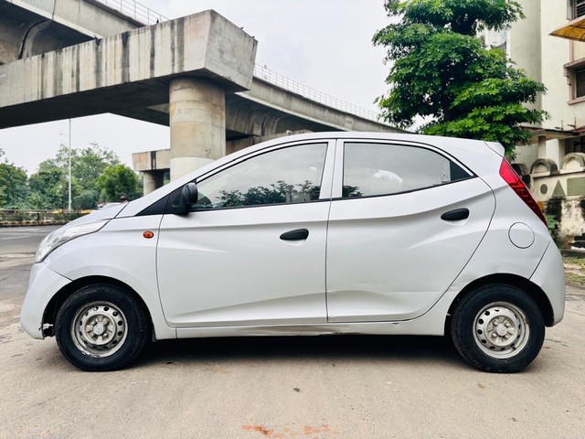 Second-hand 2017 Hyundai EON D Lite Plus for sale in Ahmedabad-3