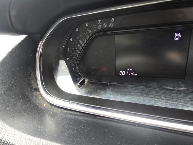 Second-hand 2023 Tata Tiago XT for sale in Lucknow-8