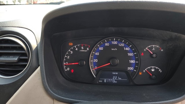 Second-hand 2019 Hyundai Xcent 1.2 CRDi SX for sale in Lucknow-7