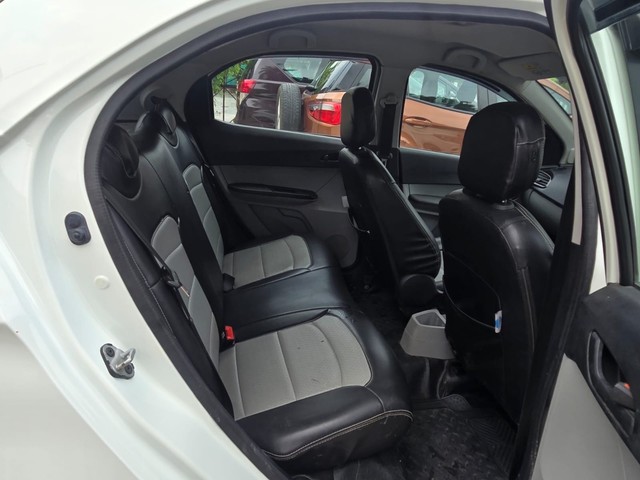 Second-hand 2023 Tata Tiago XT for sale in Lucknow-10