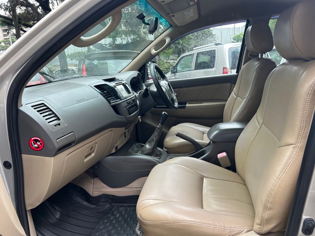 Second-hand 2012 Toyota Fortuner 4x2 Manual for sale in Pune-10