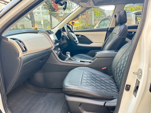 Second-hand 2023 Hyundai Creta SX IVT for sale in Pune-8