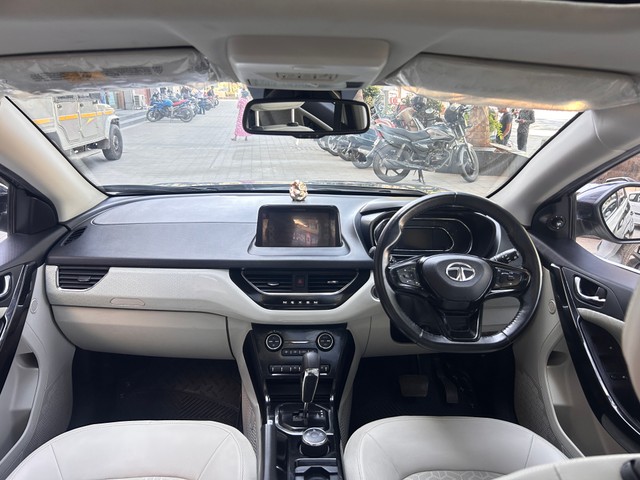 Second-hand 2023 Tata Nexon XZA Plus LUX Diesel AMT for sale in Pune-12