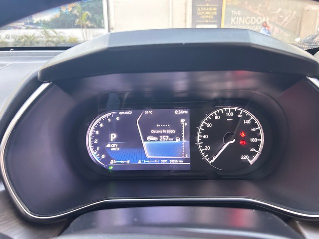 Second-hand 2022 Tata Harrier XZA AT BSVI for sale in Pune-11