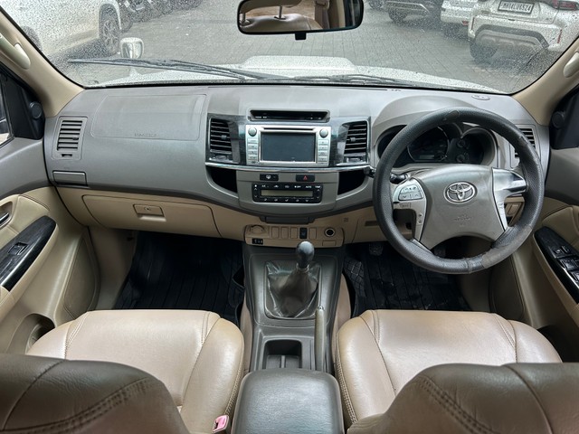 Second-hand 2012 Toyota Fortuner 4x2 Manual for sale in Pune-9