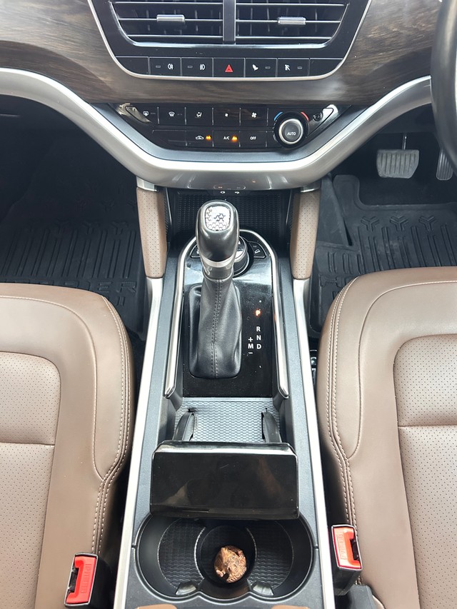 Second-hand 2022 Tata Harrier XZA AT BSVI for sale in Pune-18