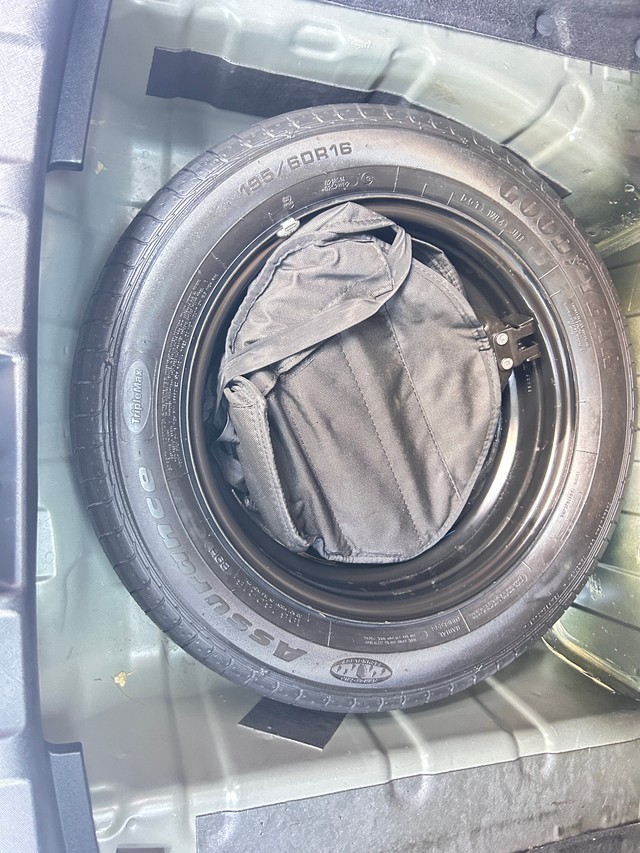 Second-hand 2023 Tata Nexon XZA Plus LUX Diesel AMT for sale in Pune-8