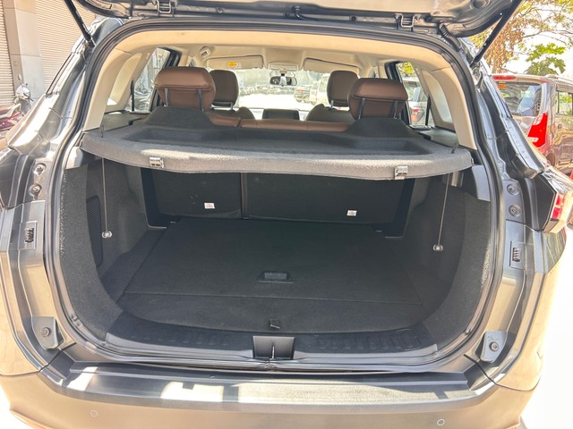 Second-hand 2022 Tata Harrier XZA AT BSVI for sale in Pune-10