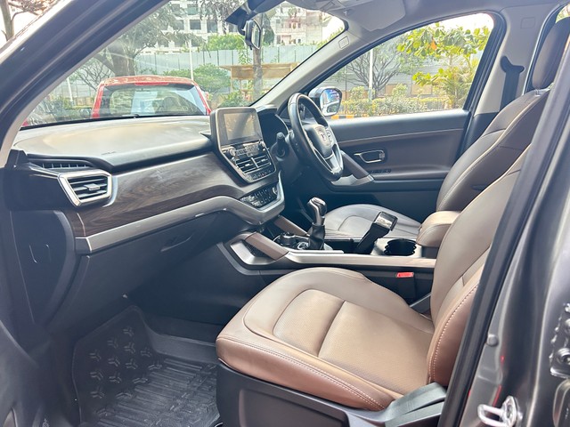 Second-hand 2022 Tata Harrier XZA AT BSVI for sale in Pune-13