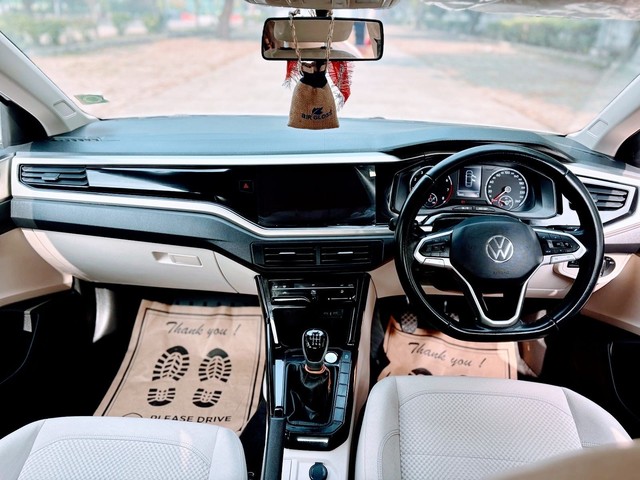 Second-hand 2023 Volkswagen Virtus Highline for sale in New Delhi-6