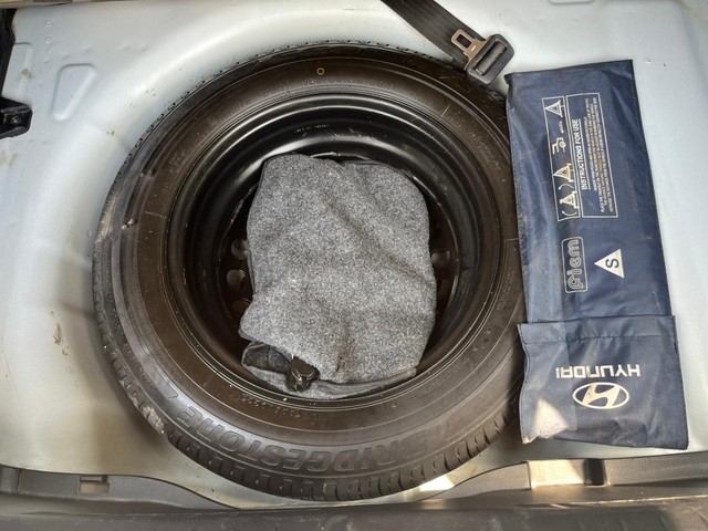 Second-hand 2022 Hyundai i20 Asta IVT DT for sale in New Delhi-7