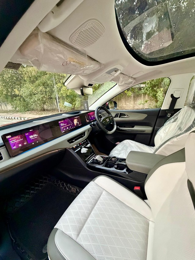 Second-hand 2025 Mahindra XEV 9e Pack Three for sale in New Delhi-11