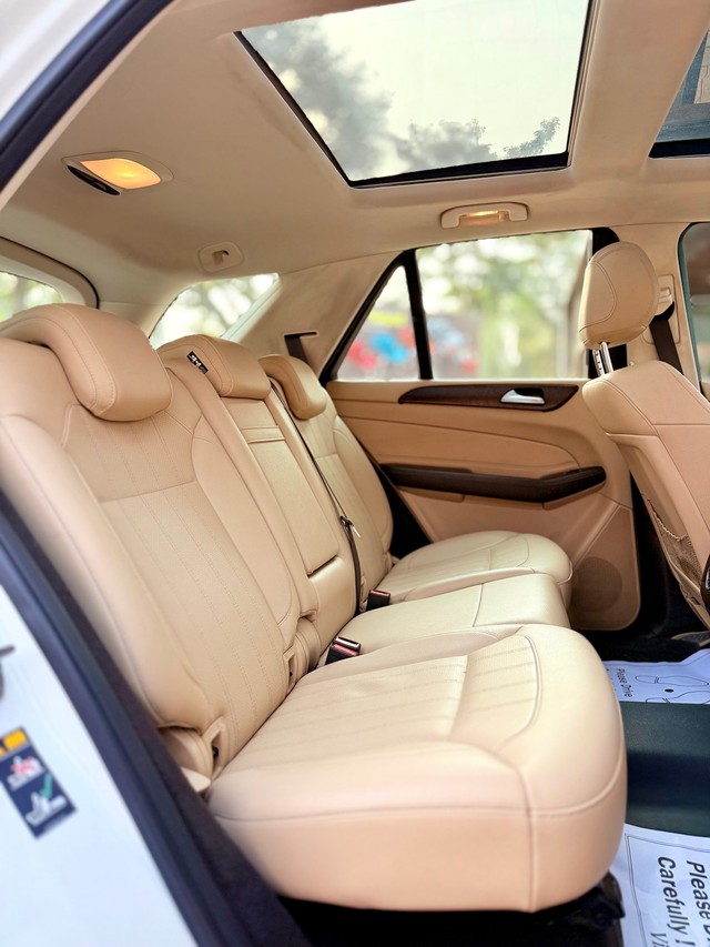 Second-hand 2018 Mercedes-Benz GLE 350d for sale in Surat-2