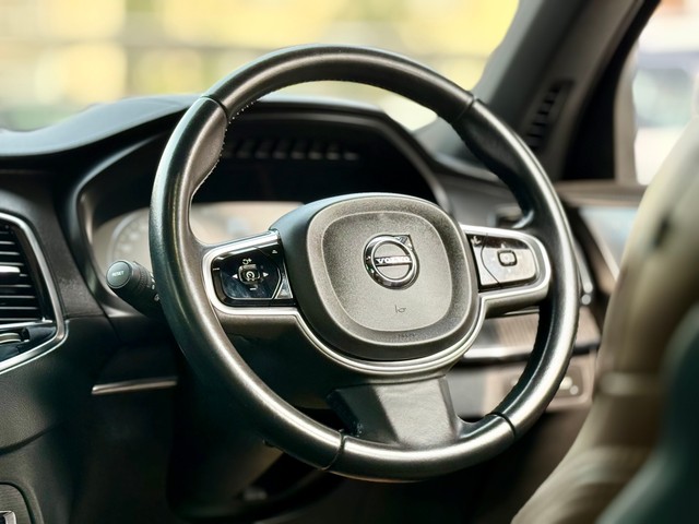 Second-hand 2021 Volvo XC90 D5 Inscription for sale in Surat-7